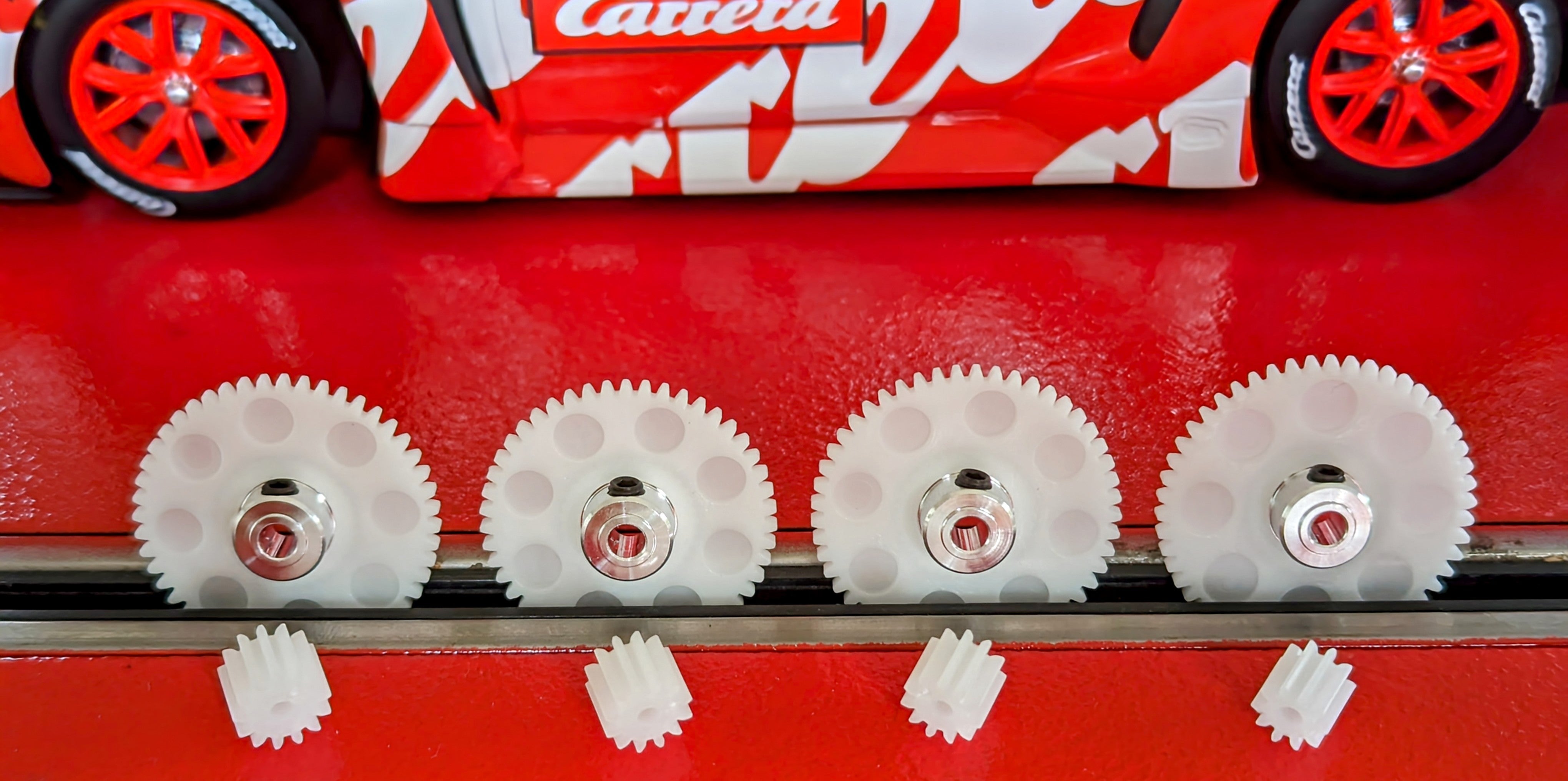 SlotInvasion Rear Gears for Carrera(R) 1/24 slot cars 4 sizes