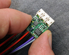 Load image into Gallery viewer, FT Slottechnik SCD2022 1/32 digital chip Carrera(R) 1/32 compatible