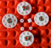 Load image into Gallery viewer, SlotInvasion Rear Gears for Carrera(R) 1/24 slot cars- 4 sizes!
