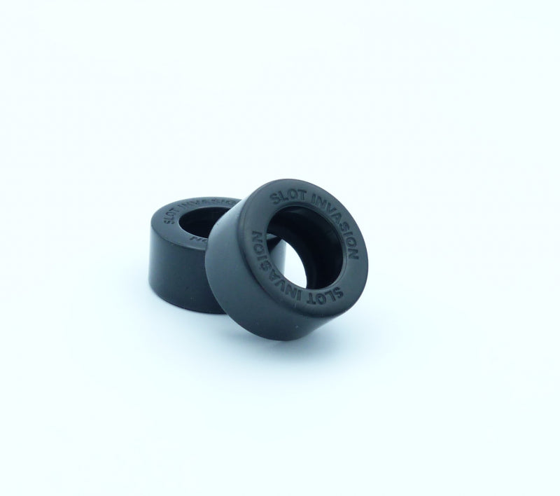 Carrera(R) 1/24 SI Rear tires CHEETAH (for stock plastic wheels)