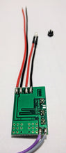 Load image into Gallery viewer, FT Slottechnik SCD1044 18.5 Volts digital chip Carrera(R) 1/32 &amp; 1/24 compatible
