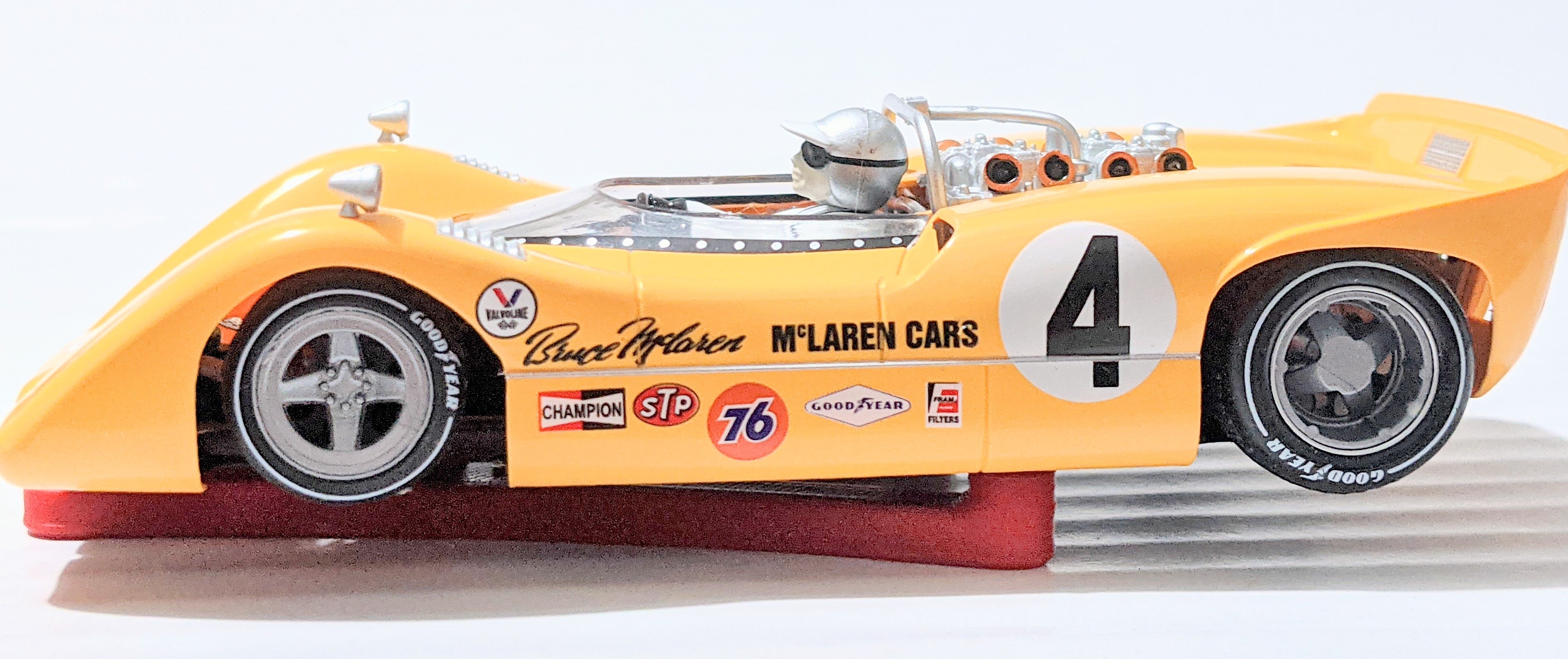 SI Slot Car Display Stands 1/32 and 1/24 models (3 sizes available